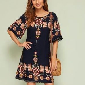 Floral Print Pom Pom Cuff Tunic Dress